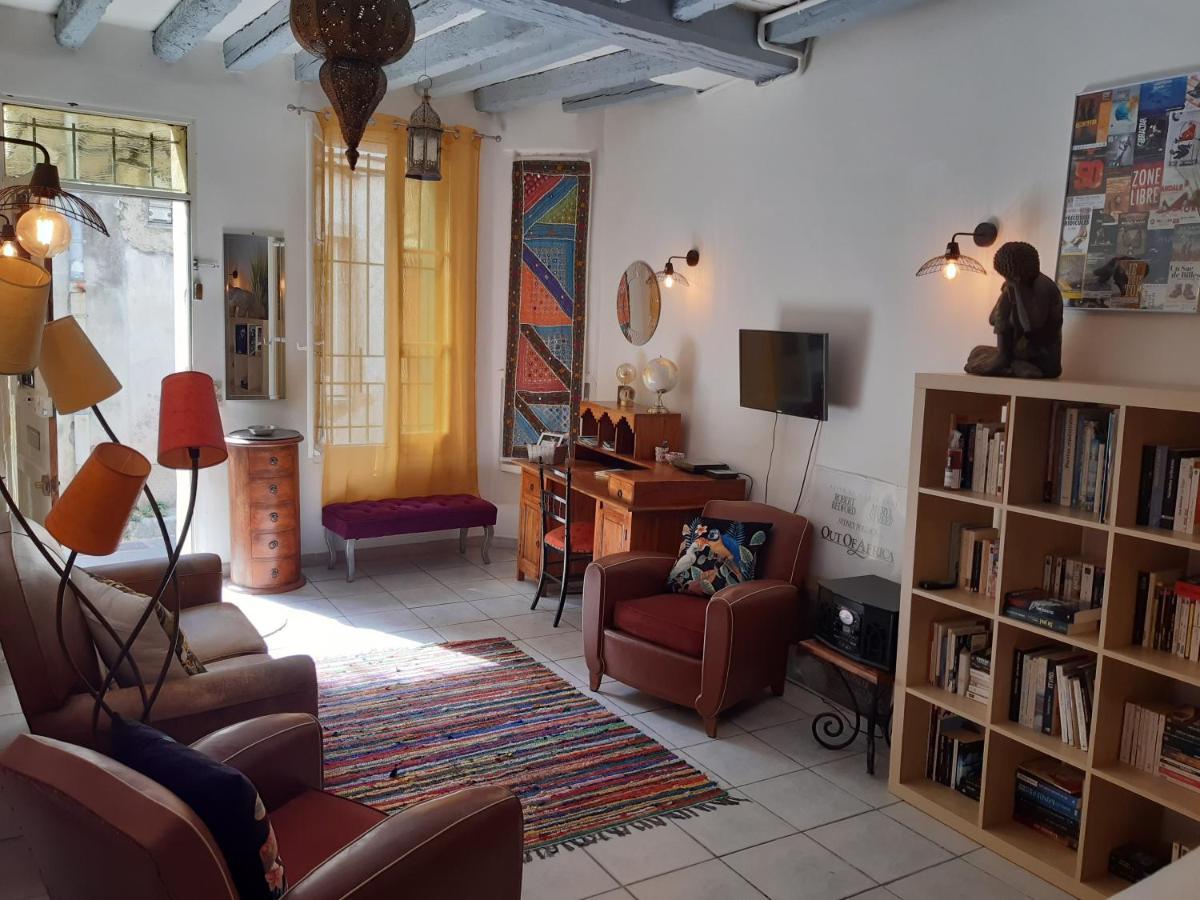 Maison De Charme Avec Cour, Proche Rue Des Teinturiers 亞維農 外观 照片